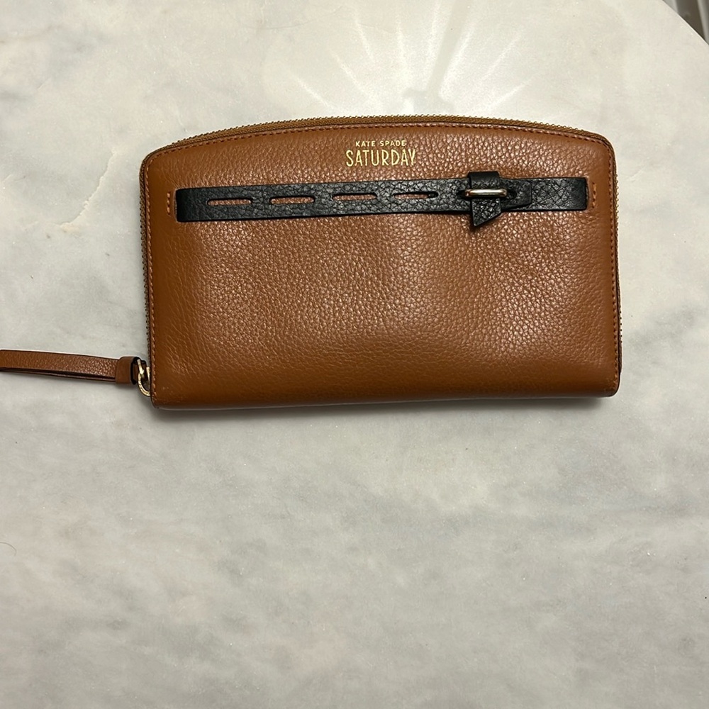 Kate spade zip wallet
